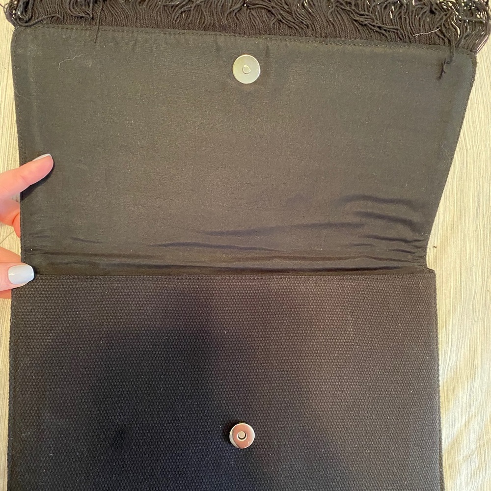 Clutch - Picture 2 of 4